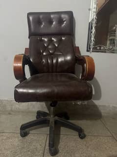 boss chair urgent for sale