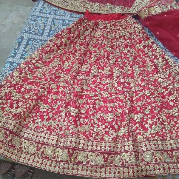 Used but in best condition bridal frock with lehenga 9