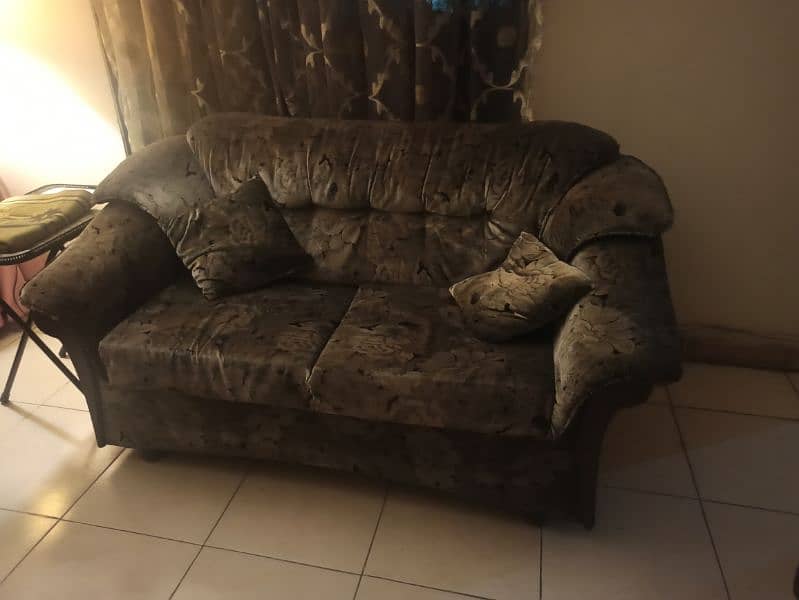 7 seater sofa 0