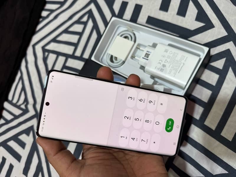 Vivo V30 PTA Full Box (Read Full Ad]Thanks 6