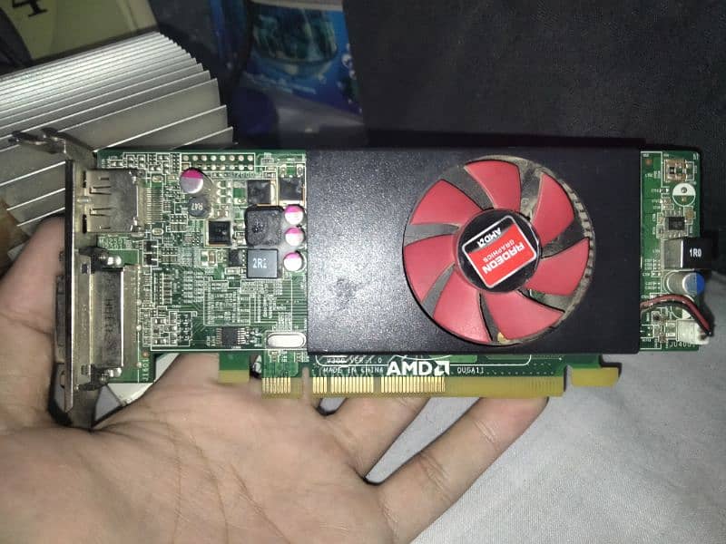 Amd R5  240 Graphic Card 0