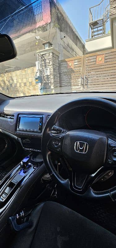 Honda Vezel 2017 RS Full option First owner 5