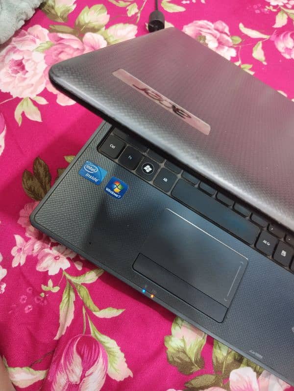 LAPTOP ACER ASPIRE 2 GB MEMORY 250 GD HDD HYDERABAD 1