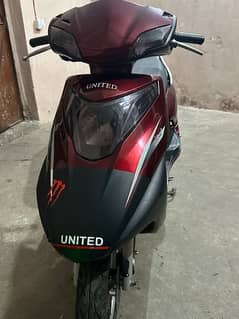 United 100cc scooty