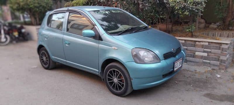 Toyota Vitz 2006 9