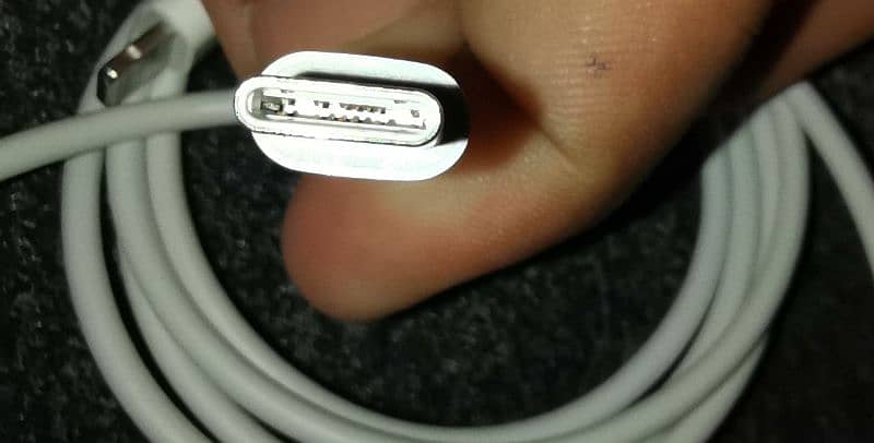 20W iPhone Original Charger Came From Saudia Arabia with iPhone 13 Pro 3