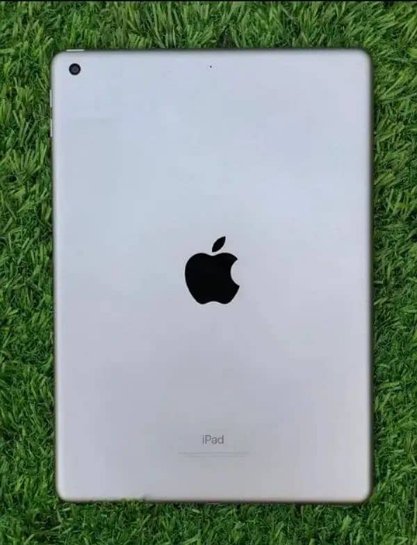 Apple iPad 5th generation latest version 16.7. 10 WhatsApp(03274117805) 1