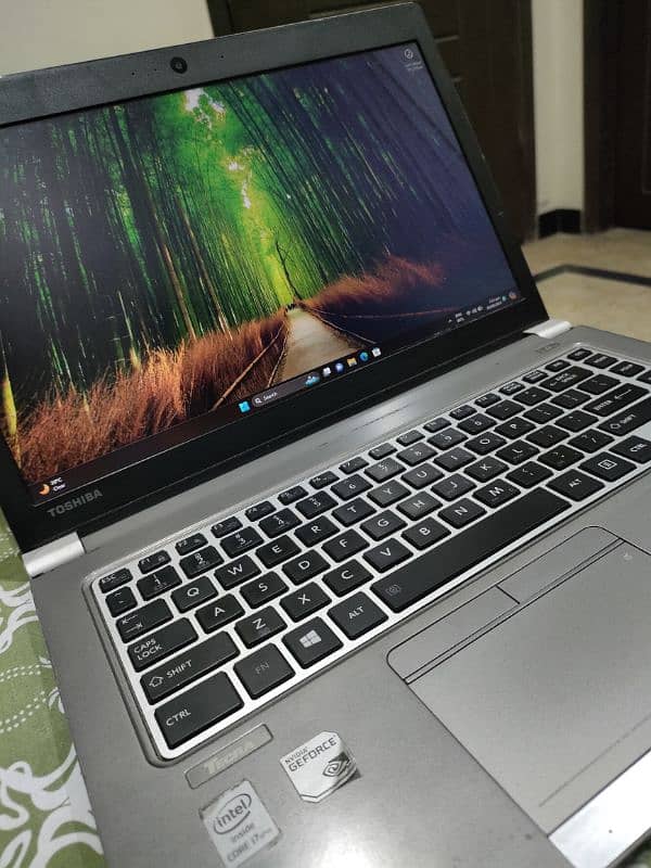 Toshiba Tecra Z40 || Intel core i7 4th generation 8gb Ram 2