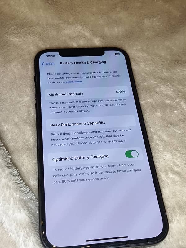 IPHONE 12 64b jv 100 health 1