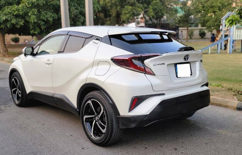 Toyota C-HR 2017 2