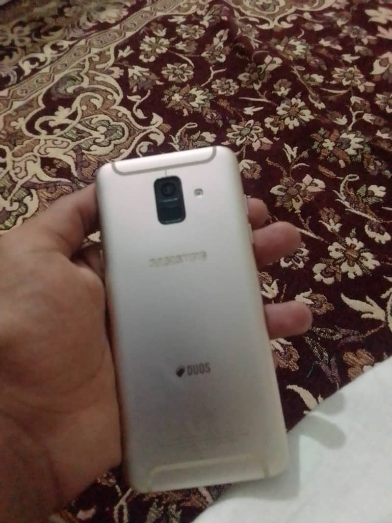 samsung Galaxy A6 1