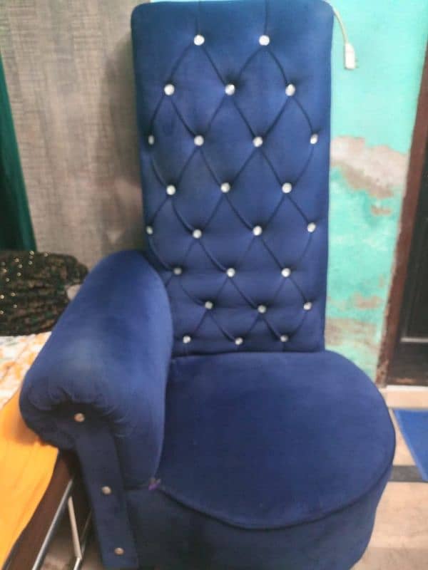 sofa chairs (03034139219) 0