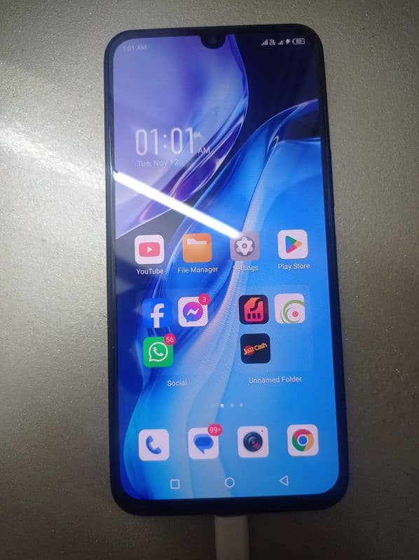 infinix note 11 4/128 amoled display 3