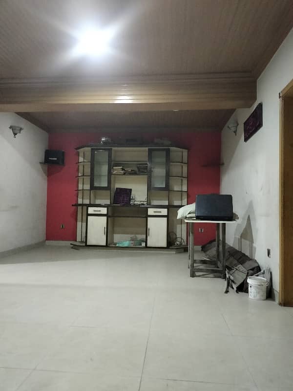 Tiled floors 5 Marla double story Iqbal town 8