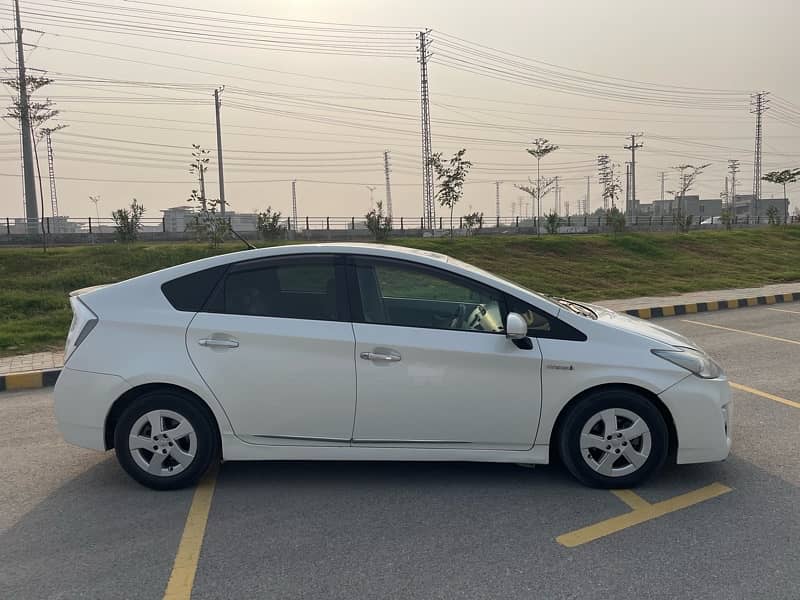 Toyota Prius 2011 10