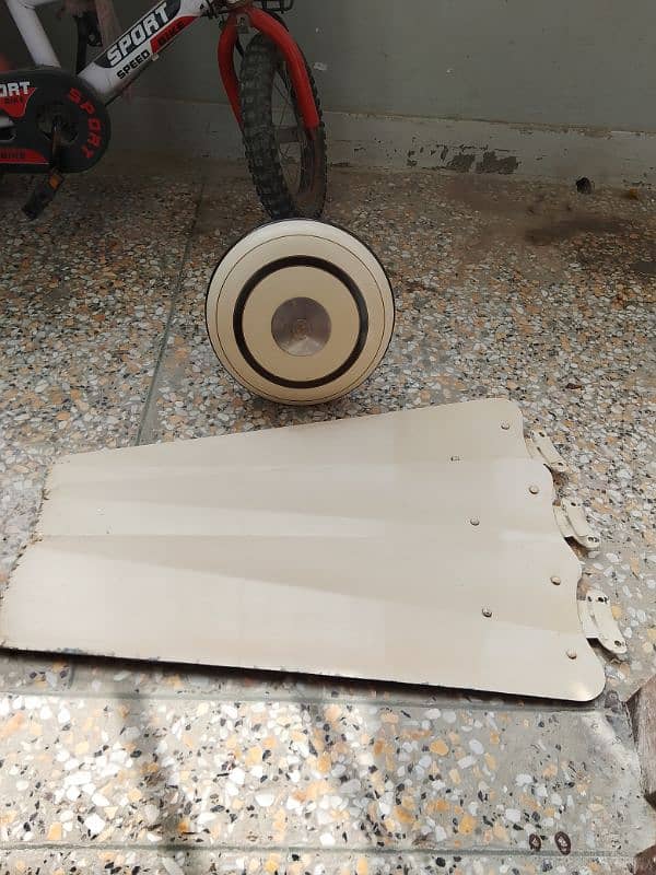 Cealing Fan for urgent sell near johar more 0