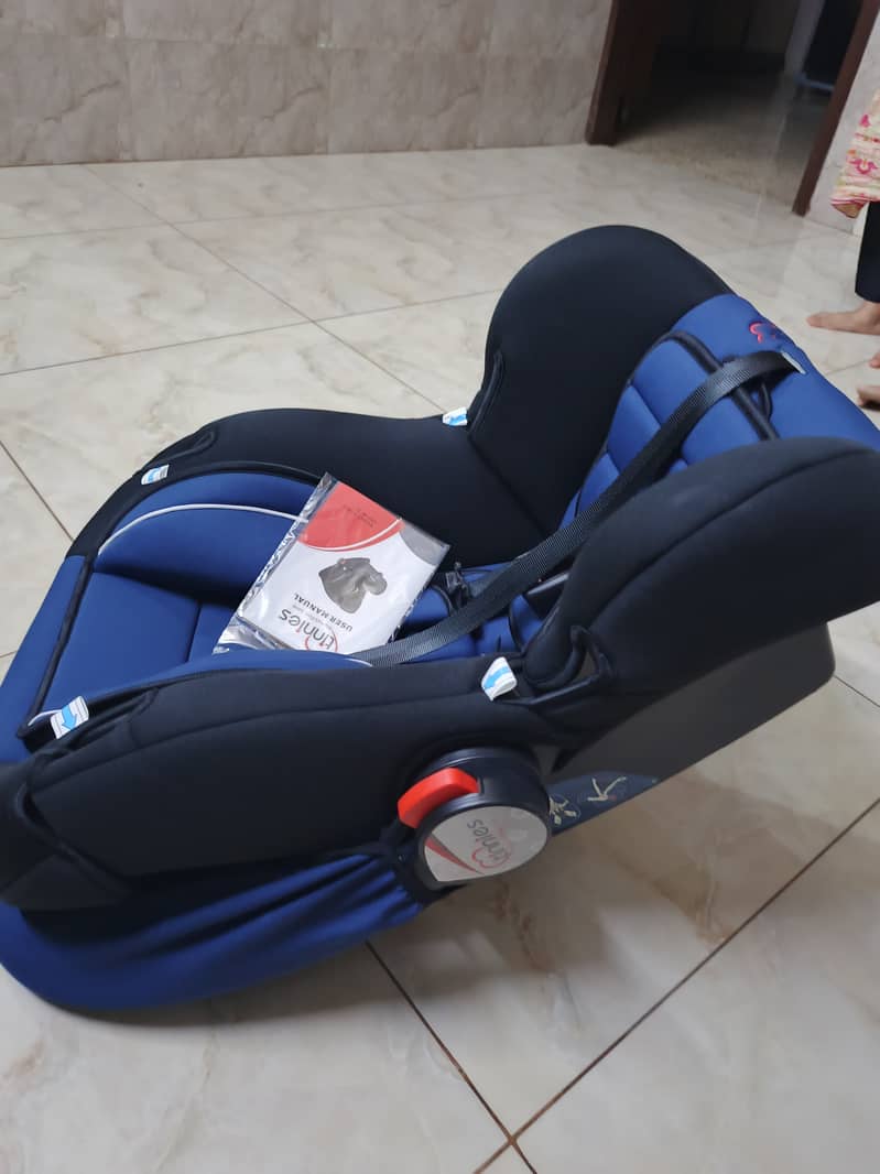 Baby Car Seat + Carry Coat 0