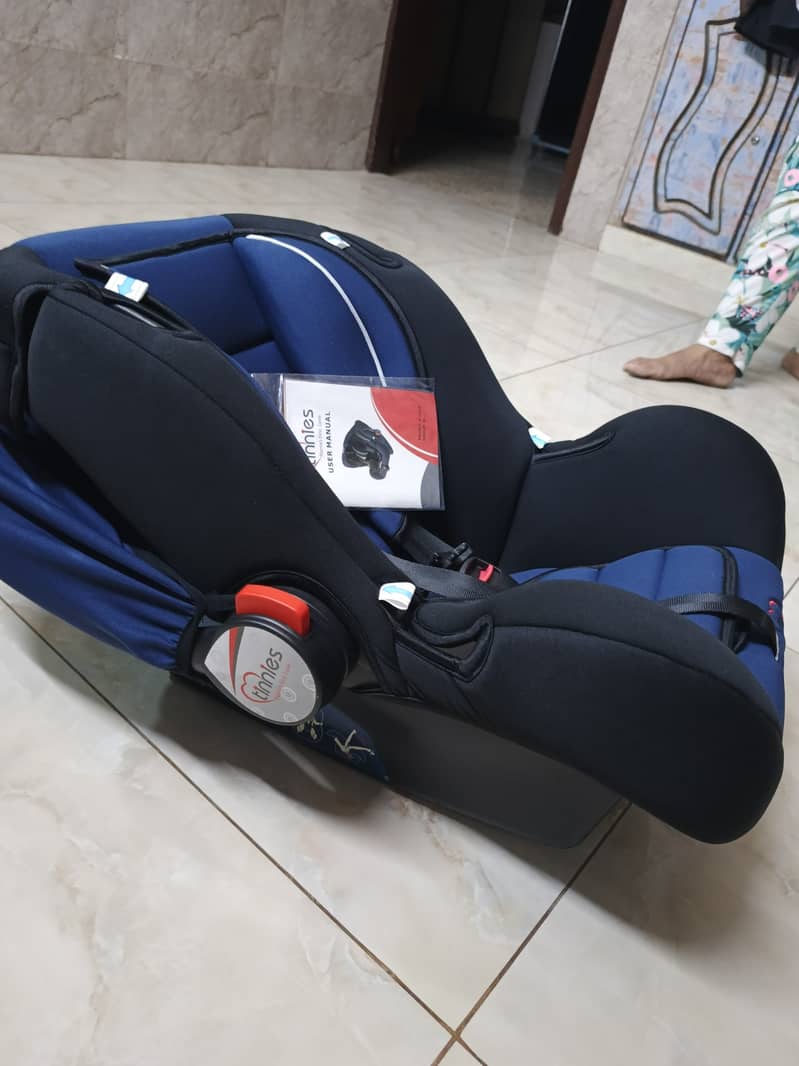 Baby Car Seat + Carry Coat 2