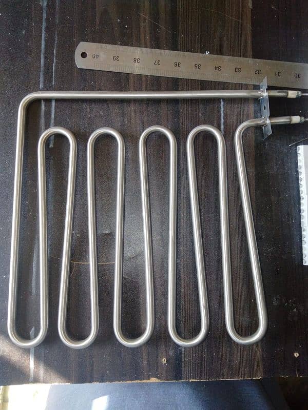 electric heating elements 9