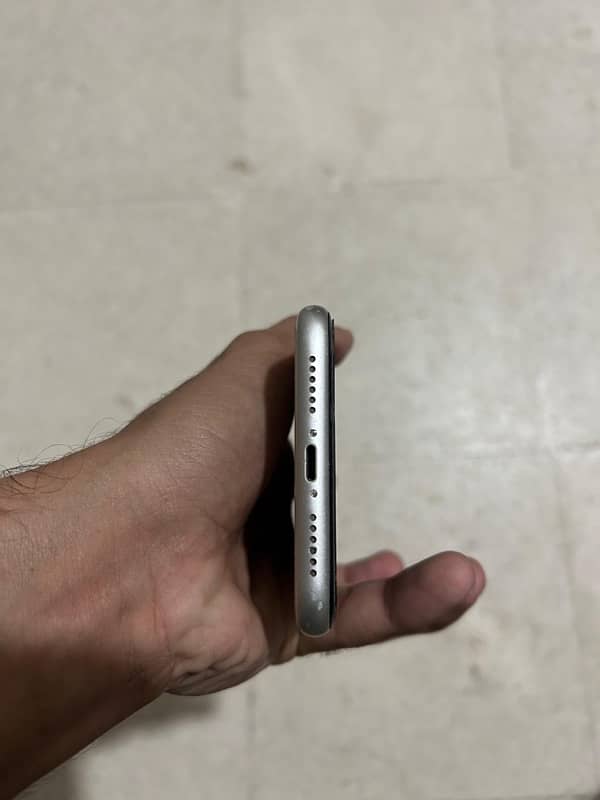 Iphone 11 64Gb Factory Unlock 5