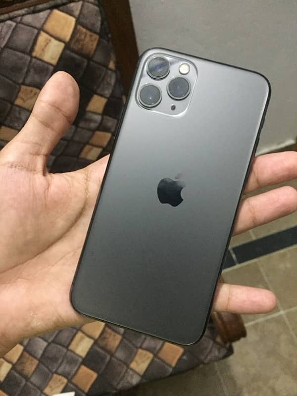 iPhone 11 Pro 0