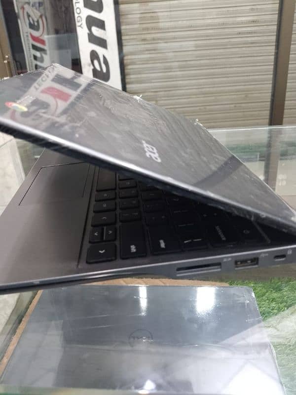 laptop acer c740 5th Gen wintows 10pro 1