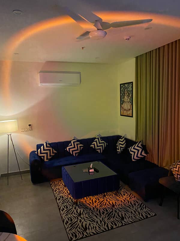 1 BHK furnished Luxurious apartment daily basis 1