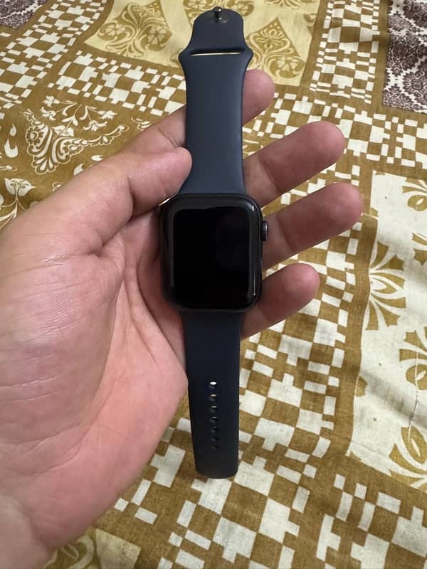 apple watch SE 4 1