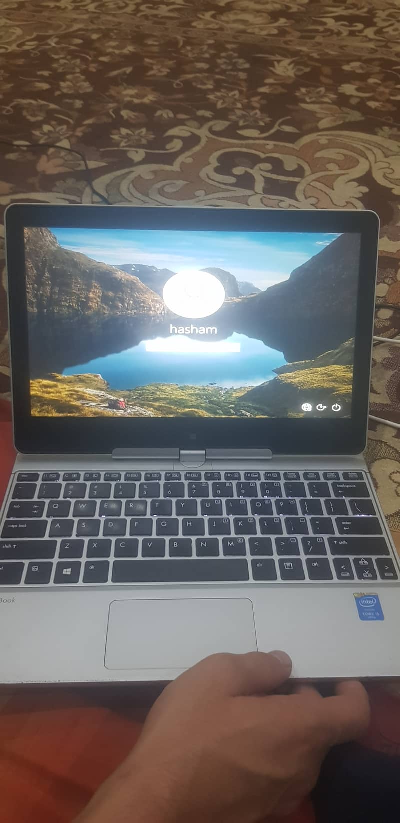 Elite book hp i5 5th gen. 1