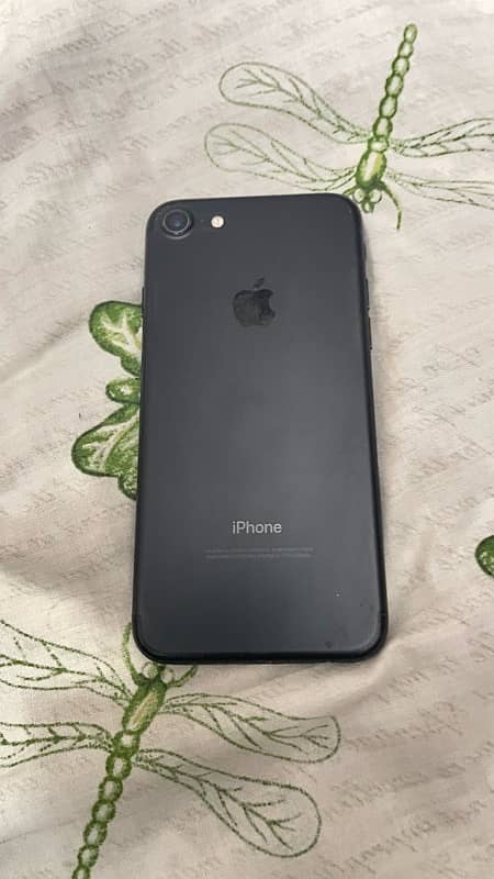 iphone 7 32gb pta approved 1