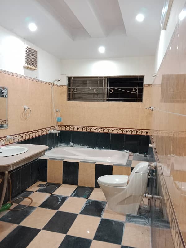 25 Marla Upper Portion For Rent In Guldasht Town A Block 7