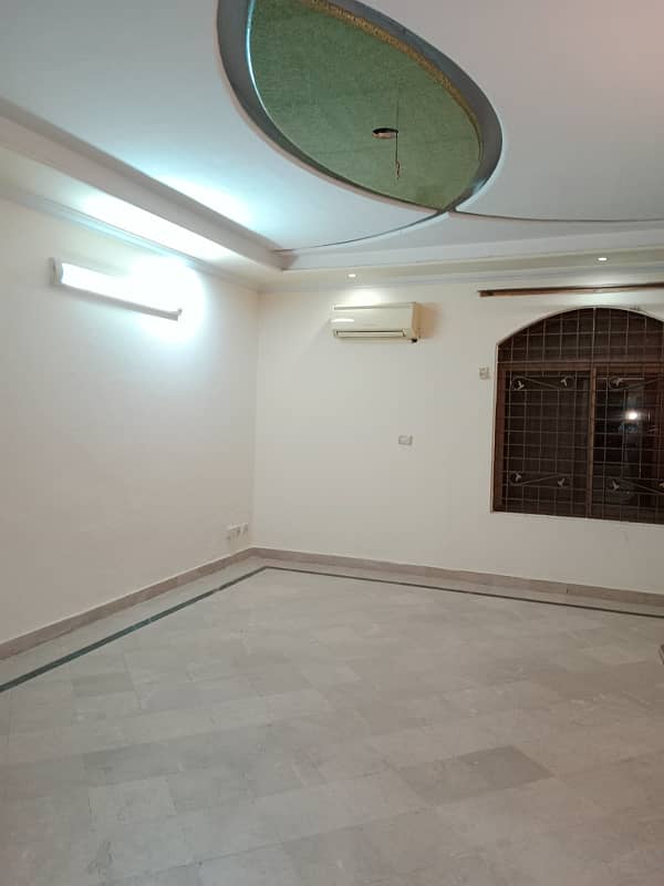 25 Marla Upper Portion For Rent In Guldasht Town A Block 10