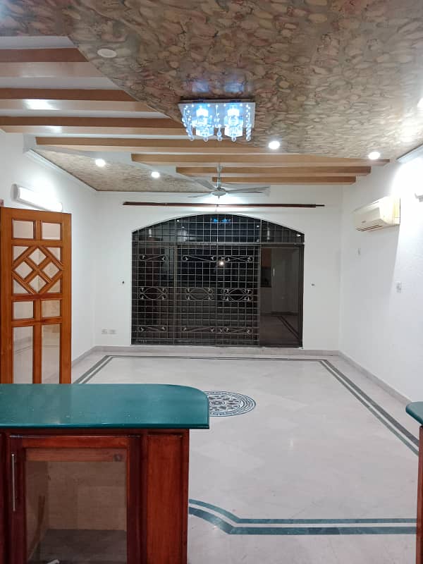 25 Marla Upper Portion For Rent In Guldasht Town A Block 12