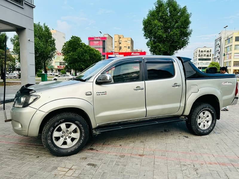 Toyota Hilux vigo 2007/11 4