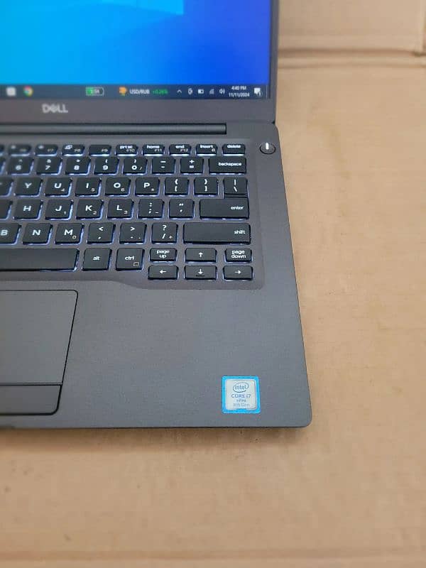 Dell Latitude 7400 i7 8th gen Touchscreen 2