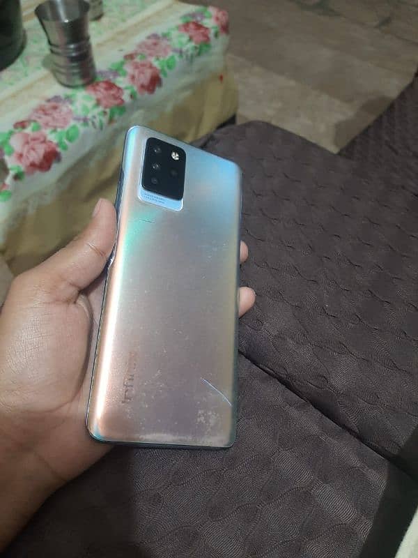 Infinix  Note10pro 1