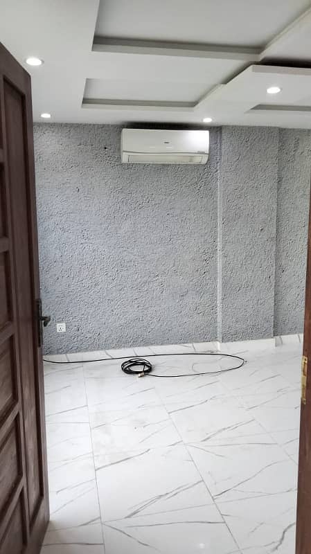 1 Bed Instant Luxury Apartment For Rent In Bahria Town Lahore 11