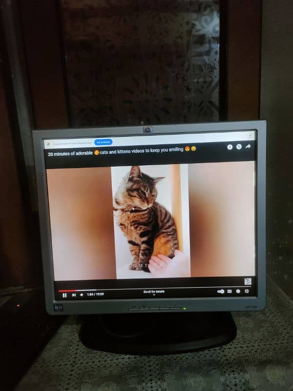 HP 17 " lcd monitor in good condition for sale vga and dvi port 0