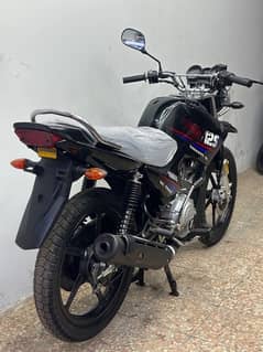 YAMAHA YBR125 G 2023/24