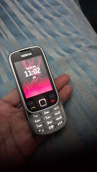 Nokia 6303 classic 0