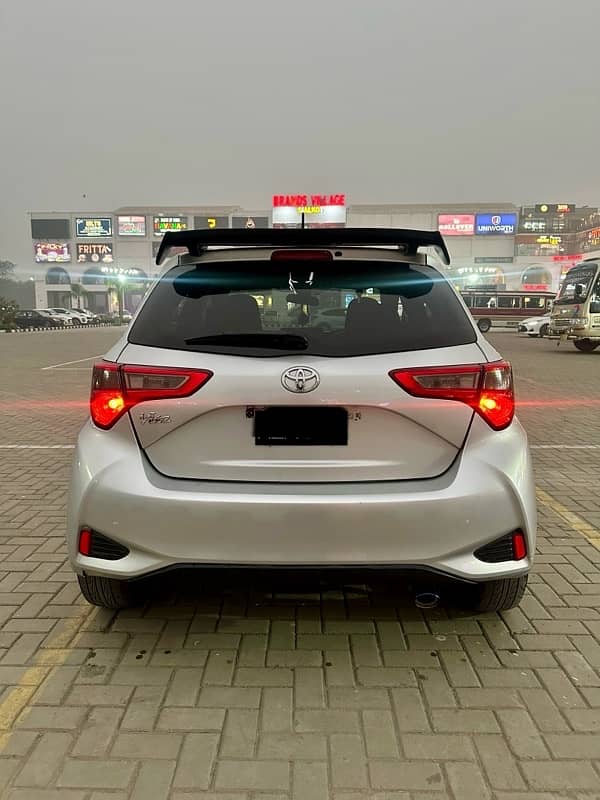 Toyota Vitz 2018 1