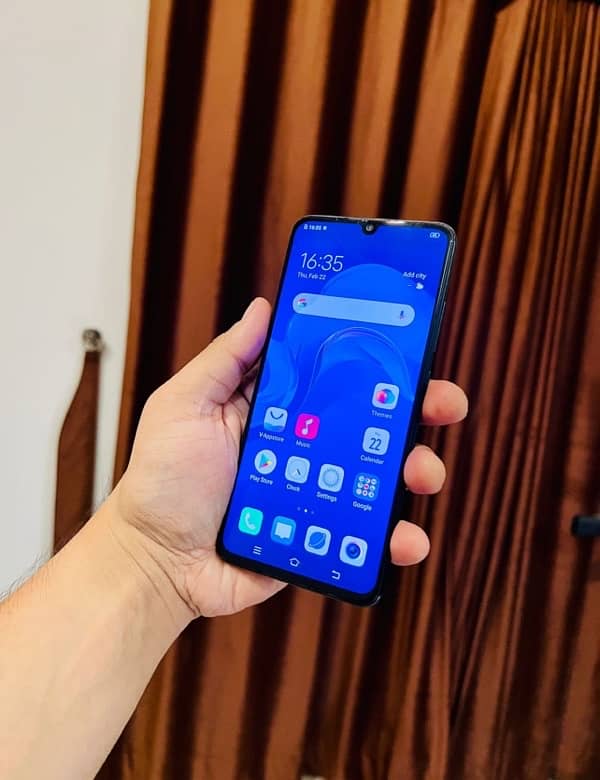 Vivo V11 pro 5g 1