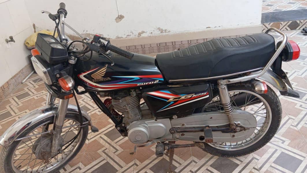 Honda CG 125 2019 3