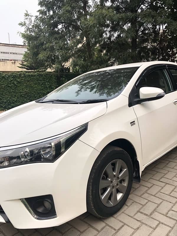 Toyota Corolla Altis 2016 3