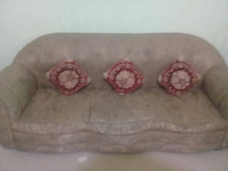 used family sofa set 0