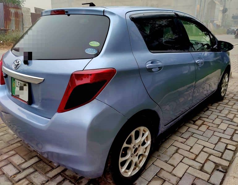 Toyota Vitz 2015 0