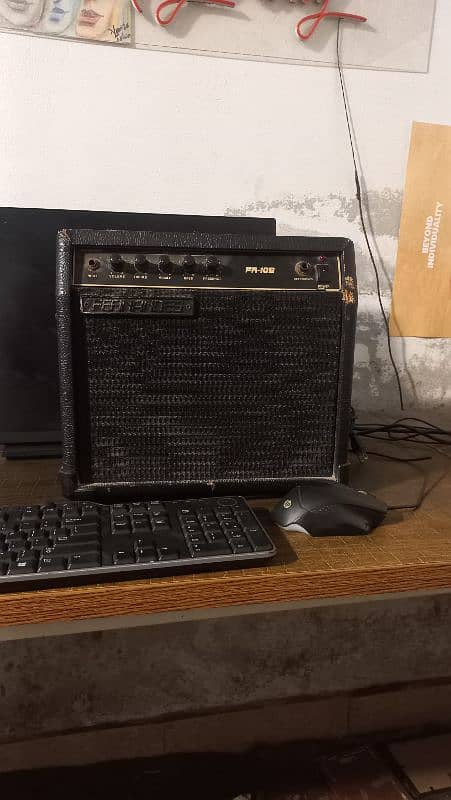 Fernandes FA-10b (Original) Guitar AMP 1