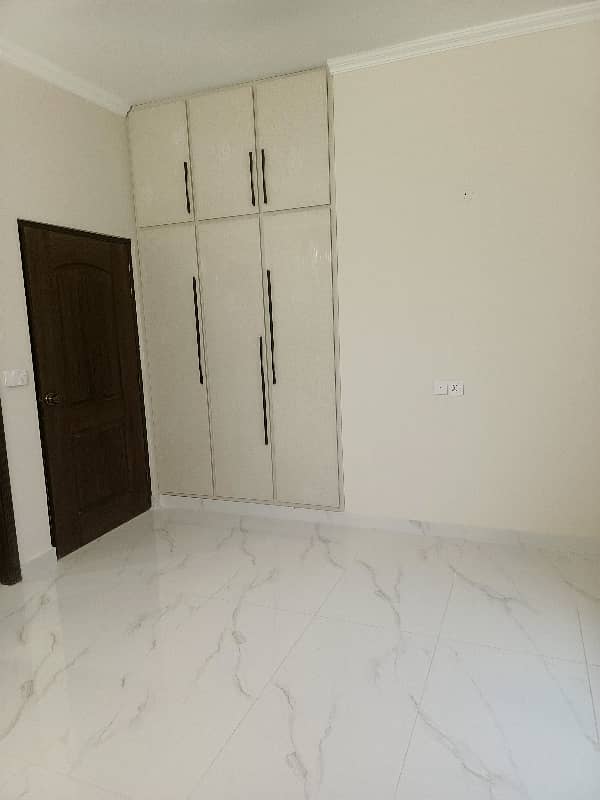 G-11 Real Pics Warda Hamna Fourth Star Residence brand new 3 bed apartment 5