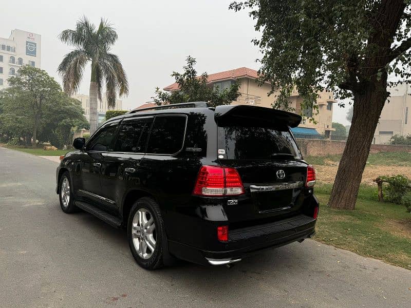 Toyota Land Cruiser axg 2011 4