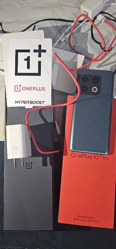 OnePlus 10 pro 5G 8+8/256gb what app 03237480898 4